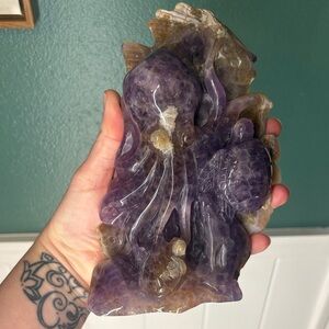 Purple Amethyst Lace Sea Creature Carving